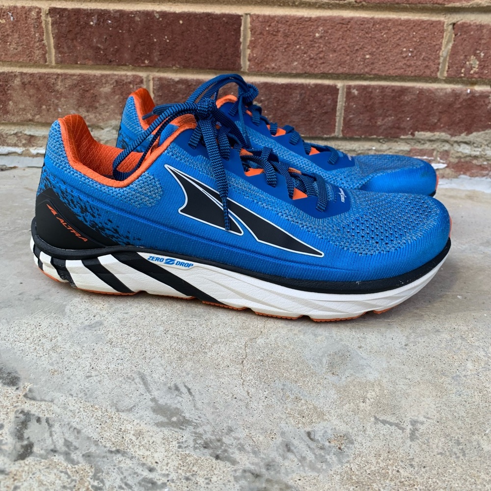 Altra Torin 4 Plush Size 10.5 Mens